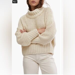⭐️Free People My Only Sunshine Chunky Sweater⭐️